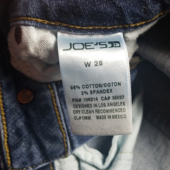 Joe's Jeans Distressed Mayra Skinny Cut - Picture 3 of 4
